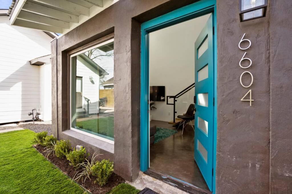 Quantum Tiny Loft At East End Revitalized Х'юстон Екстер'єр фото