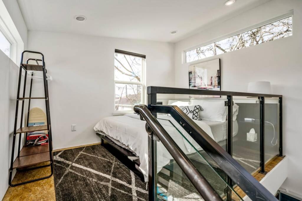 Quantum Tiny Loft At East End Revitalized Х'юстон Екстер'єр фото